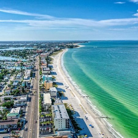 Sunset Beach Suites At Madeira Beach! Pet Friendly With Summer Breezes! - Suite 6 Сант Пит Бич Экстерьер фото