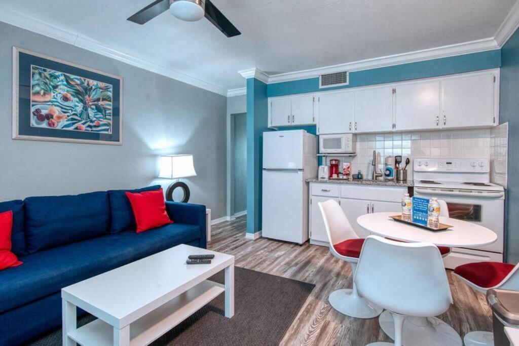 Sunset Beach Suites At Madeira Beach! Pet Friendly With Summer Breezes! - Suite 6 Сант Пит Бич Экстерьер фото